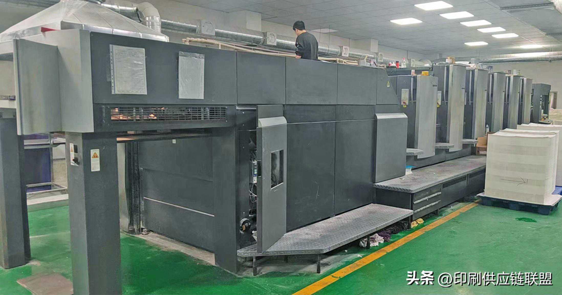 CD102-5+LX，双增强2004年海德堡对开五色+过油高配二手印刷靓机