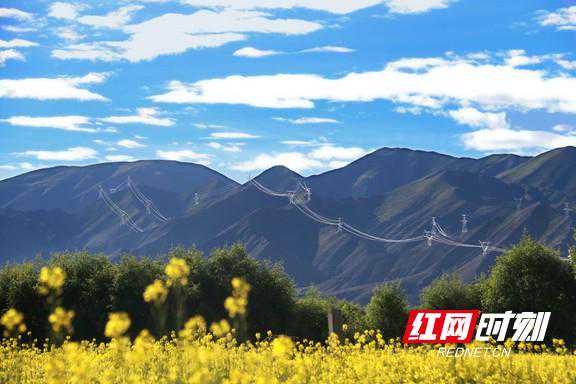 西藏阿里联网工程包2标段贯通“湘电铁军”在生命禁区的又一突破