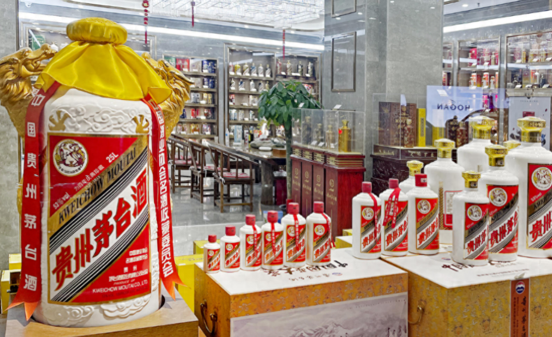 茅台酒最别出心裁的设计，居然是“包装手提袋”，你知道怎么用吗