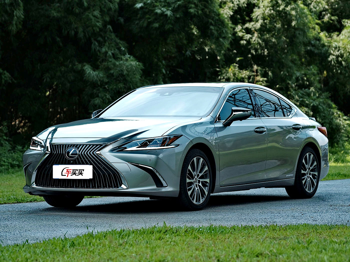 40万预算选豪华品牌 捷尼赛思G80 VS雷克萨斯ES！